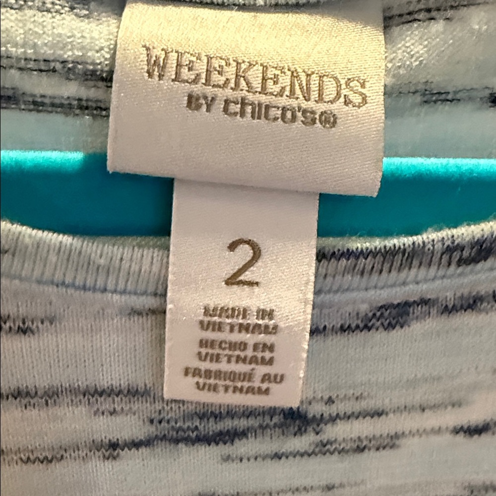 Chico's Weekends Light Blue Patterned Quarter Len… - image 2